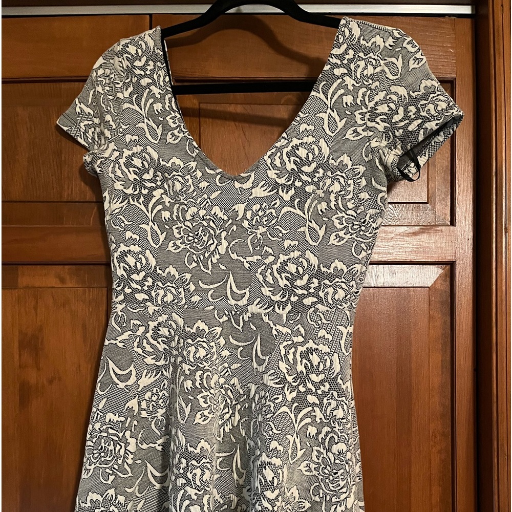 4/$25 Cute Forever 21 mini dress